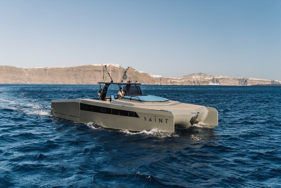 Power catamaran Sunreef 40 Open Saint for rent - Greece | Boataround