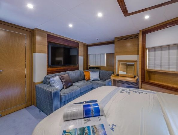 Gulf Craft Nomad 75 | Ruby