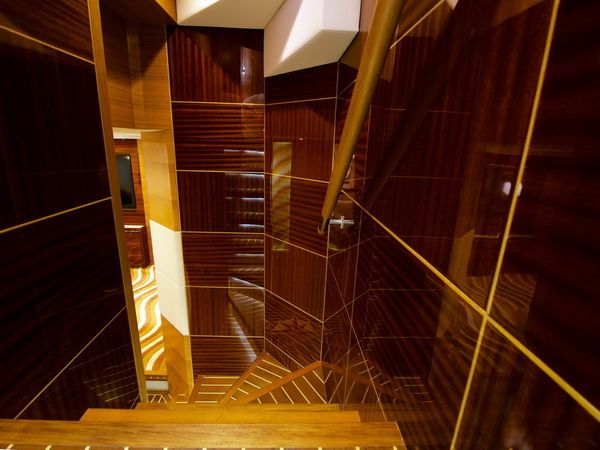 Gulf Craft Nomad 75 | Ruby