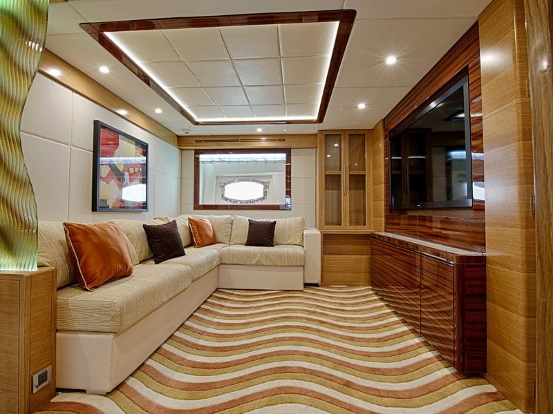 Gulf Craft Nomad 75 | Ruby