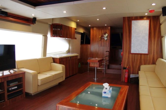 Duretti 85 | Bu Mubarak