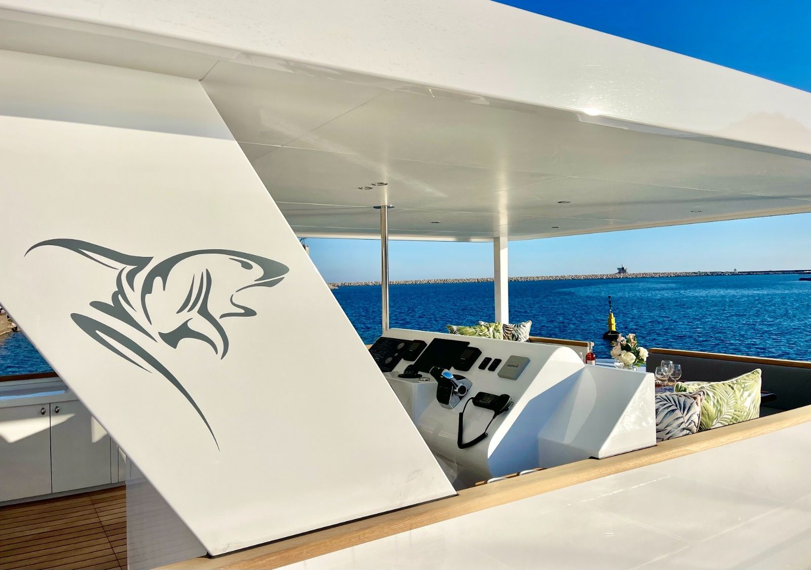 Villaboat Ocean Beast 65 Fly | Inka