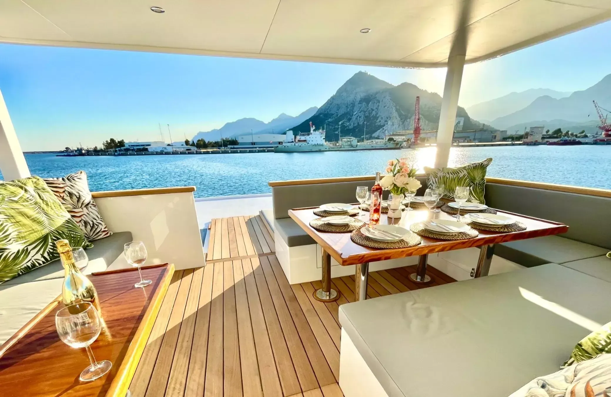Villaboat Ocean Beast 65 Fly | Inka