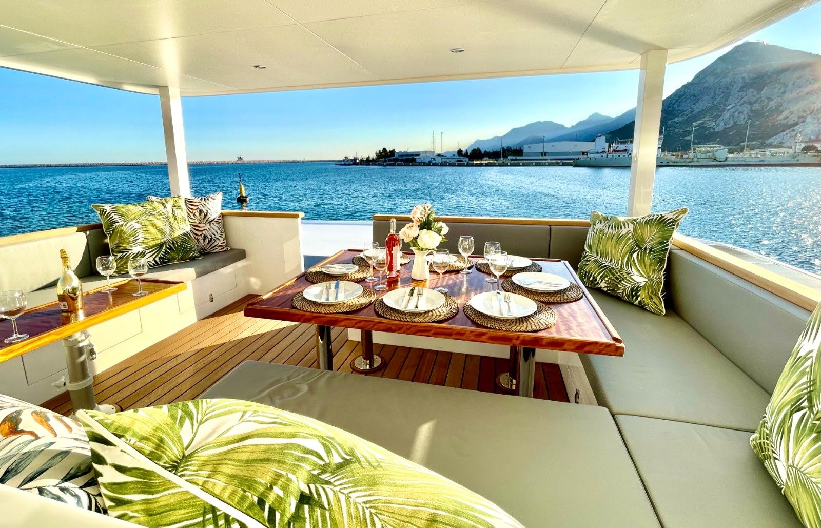 Villaboat Ocean Beast 65 Fly | Inka