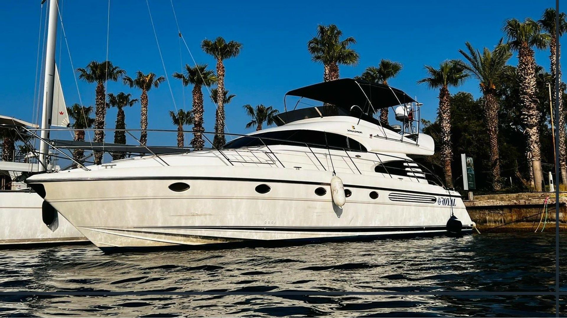 Fairline 55 | Royal