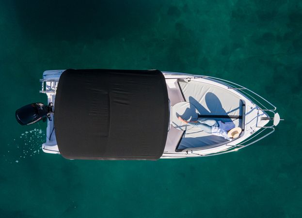 Bluline 21 | Open Sundeck