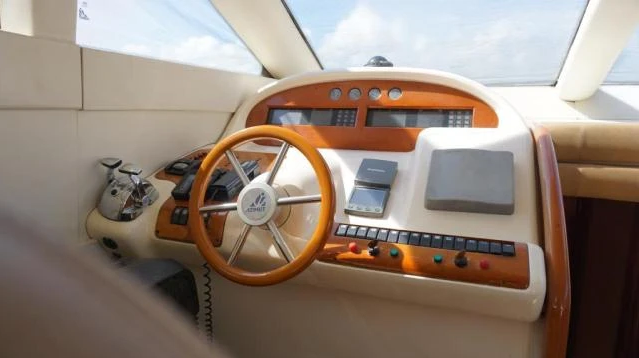 Azimut 52 | Coral Sea