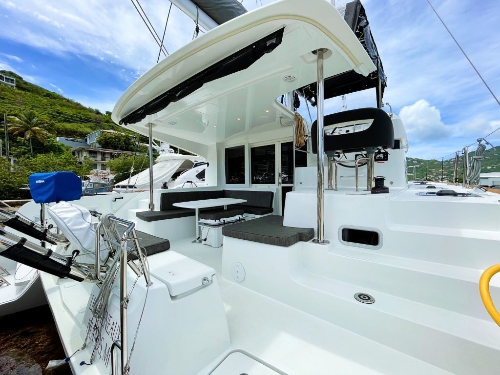 Lagoon 40 | Envision