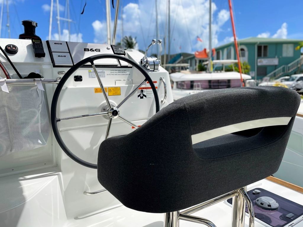 Lagoon 40 | Envision