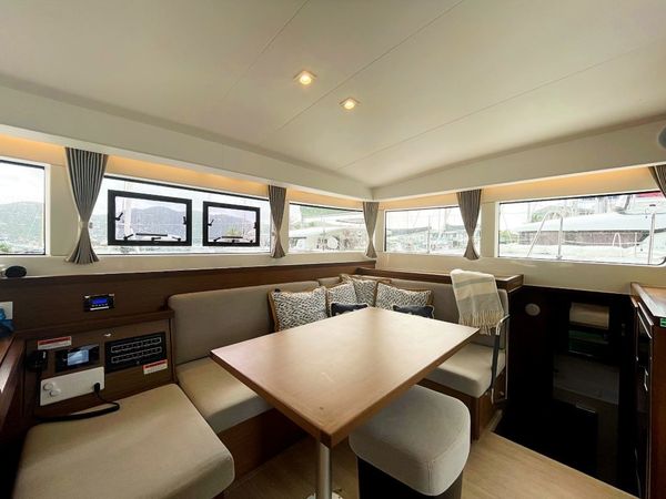 Lagoon 40 | Envision