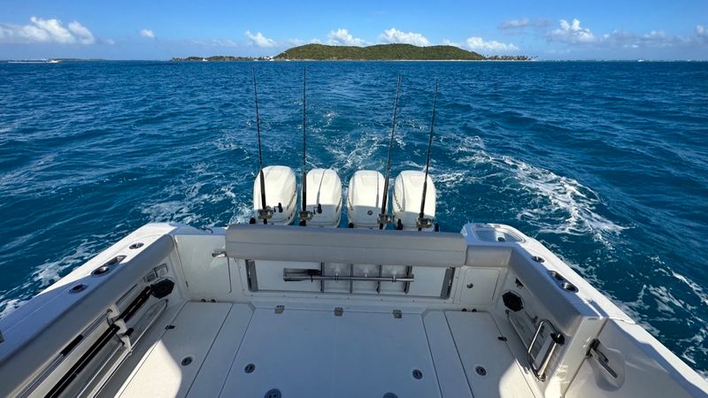 Boston Whaler 420 Outrage | High Tide