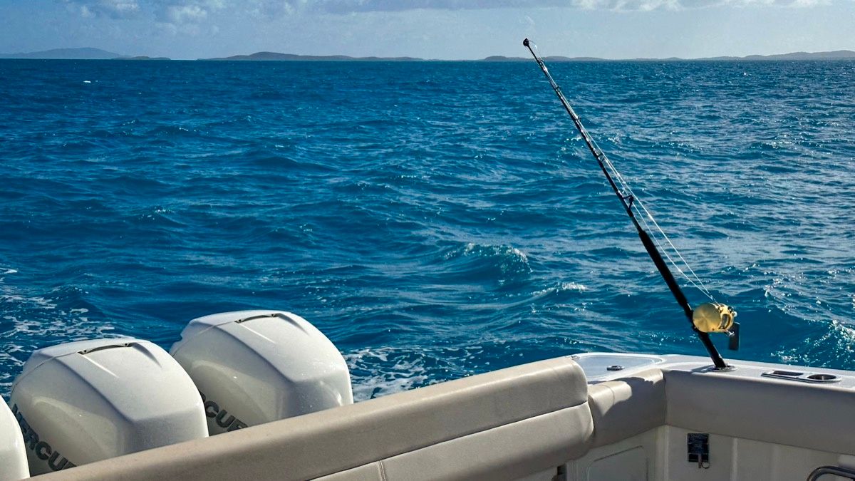 Boston Whaler 420 Outrage | High Tide
