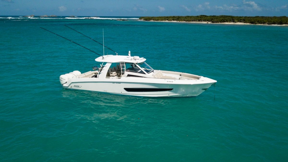 Boston Whaler 420 Outrage | High Tide