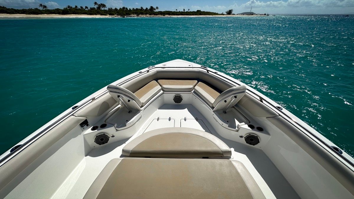 Boston Whaler 420 Outrage | High Tide