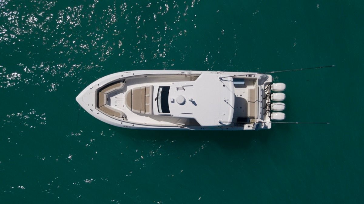 Boston Whaler 420 Outrage | High Tide