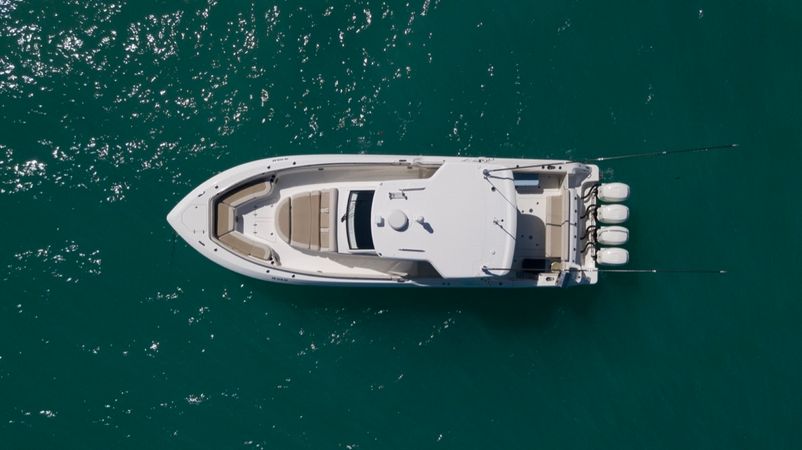 Boston Whaler 420 Outrage | High Tide