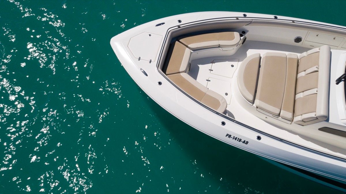 Boston Whaler 420 Outrage | High Tide