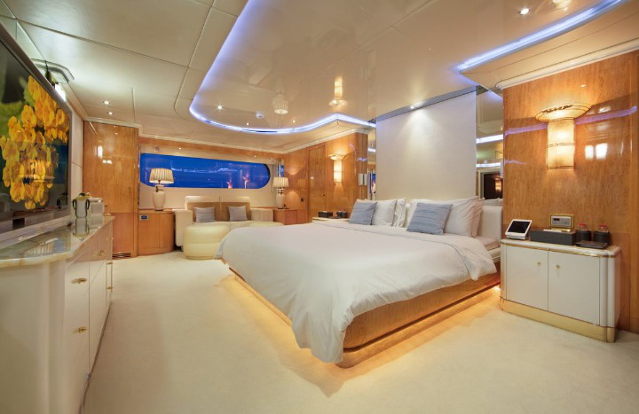Benetti 163 | Sky Fall