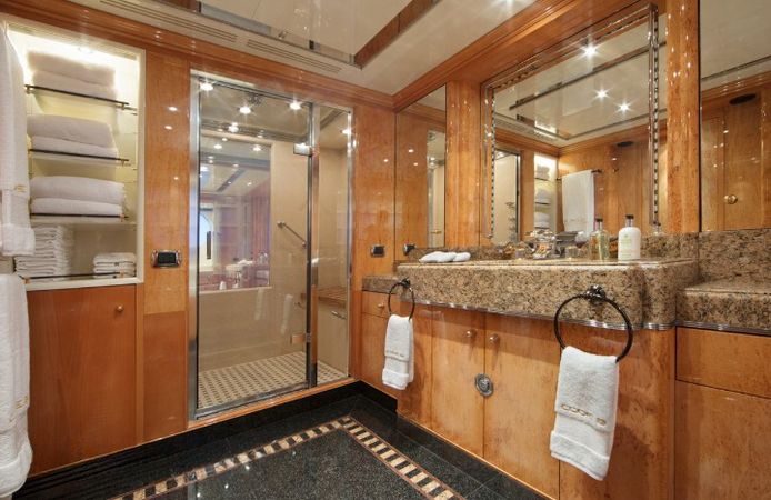 Benetti 163 | Sky Fall