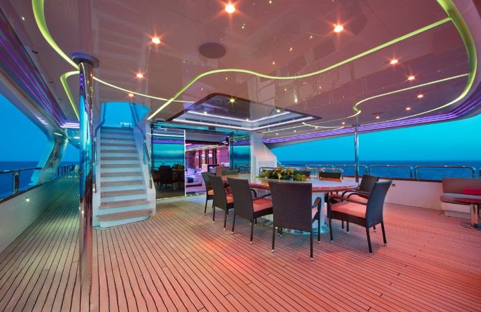 Benetti 163 | Sky Fall