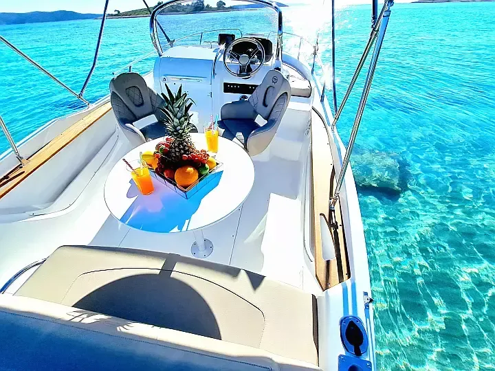 Sessa Key Largo 20 Deck | 24