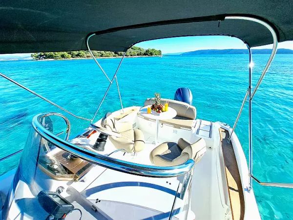 Sessa Key Largo 20 Deck | 24