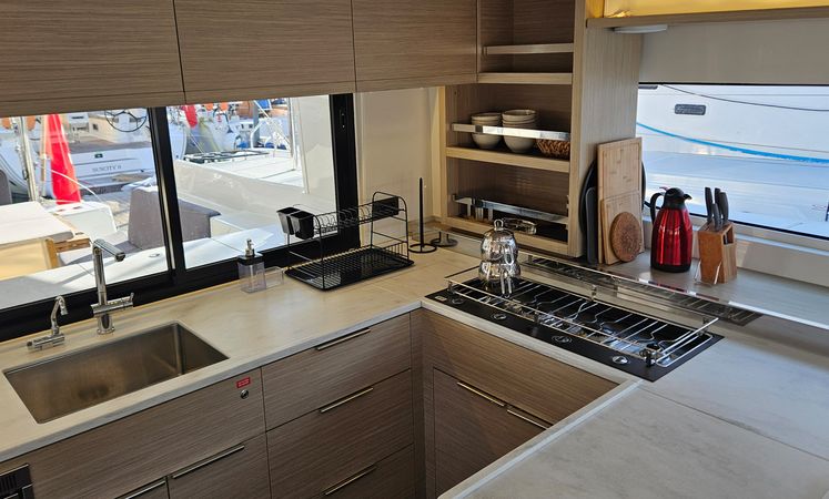 Lagoon 46 | A-Sphere