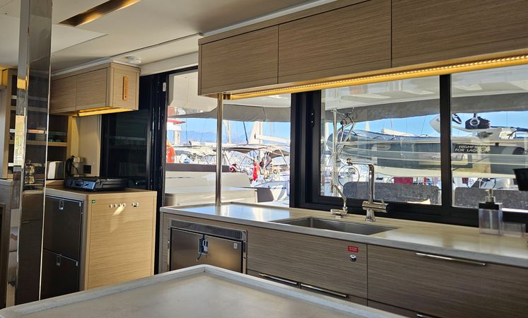 Lagoon 46 | A-Sphere