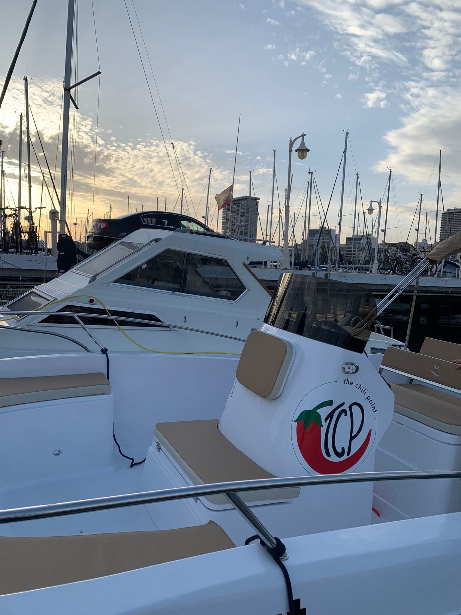 Astilux AX 600 Open | TCP