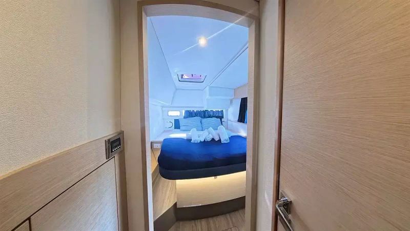 Fountaine Pajot Helia 44 | Anila