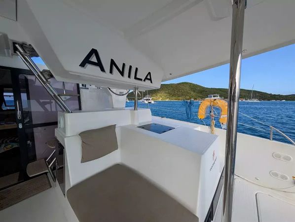 Fountaine Pajot Helia 44 | Anila