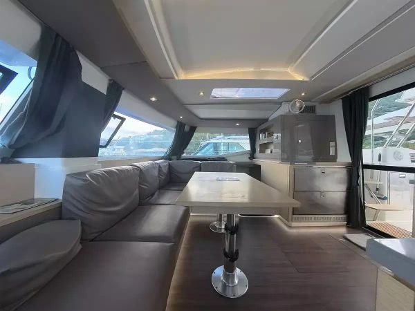 Fountaine Pajot Helia 44 | Anila