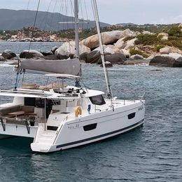 Fountaine Pajot Helia 44 | Anila