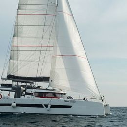 Fountaine Pajot Aura 51 | Papa Charlie