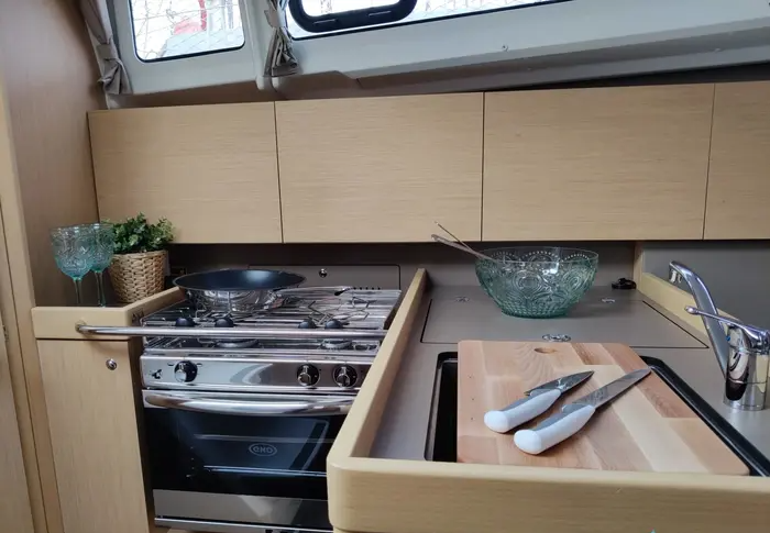 Beneteau Oceanis 35.1 | Foster