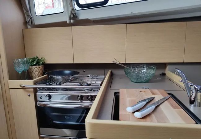 Beneteau Oceanis 35.1 | Foster