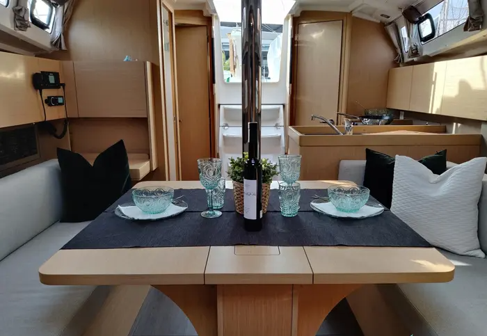 Beneteau Oceanis 35.1 | Foster