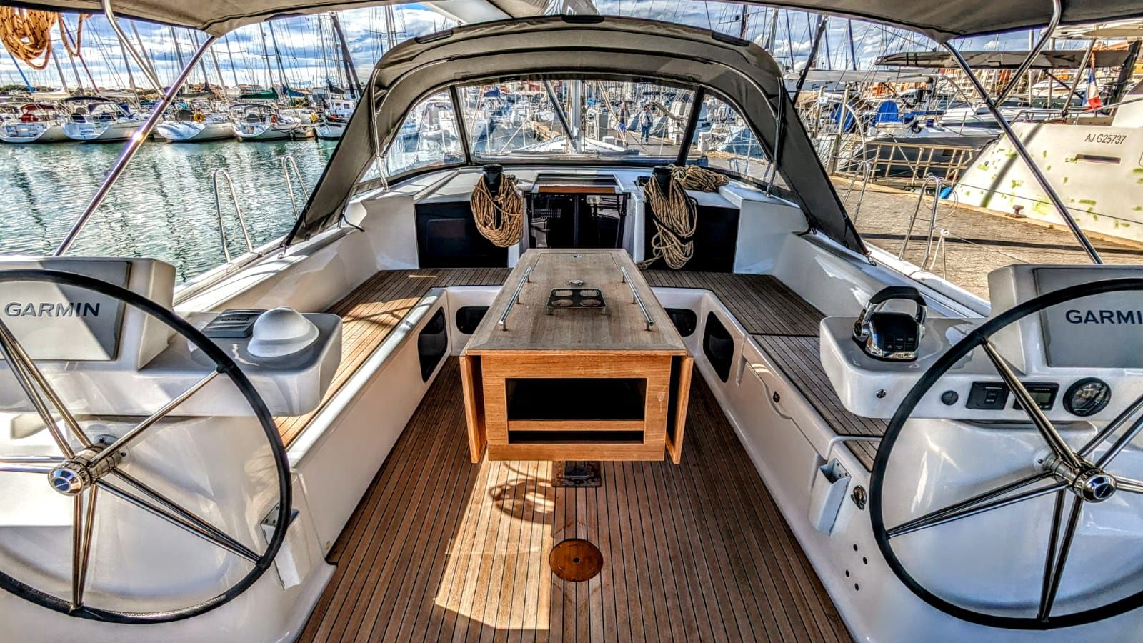 Dufour 56 | Razzmatazz