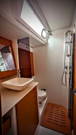 Dufour 56 | Razzmatazz