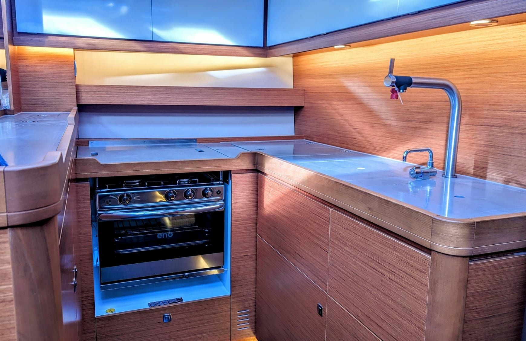 Dufour 56 | Razzmatazz