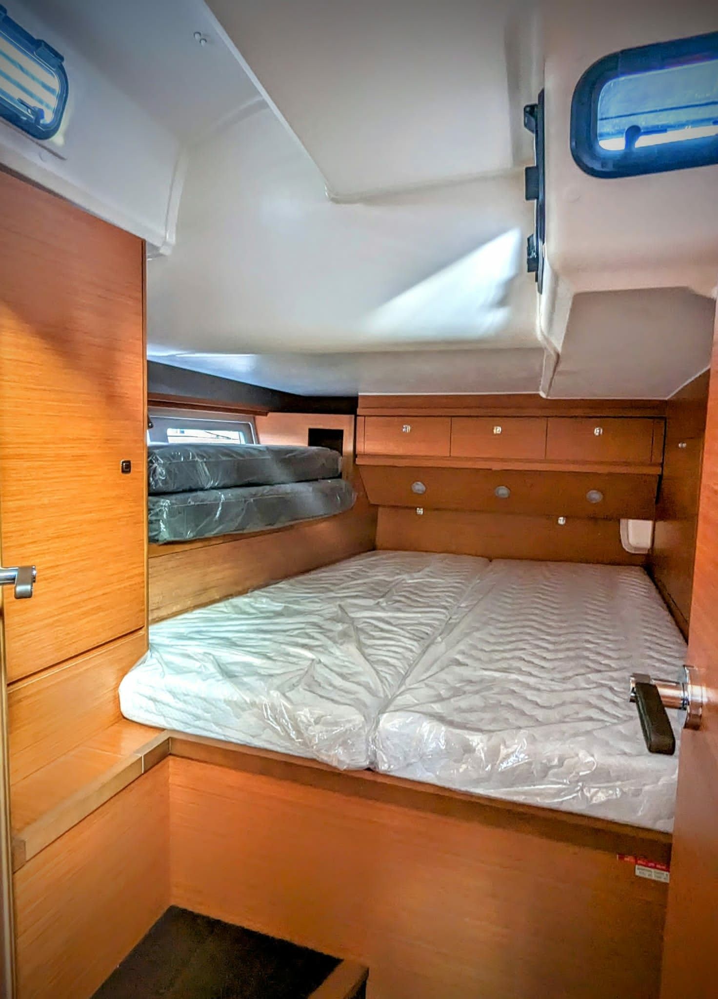 Dufour 56 | Razzmatazz