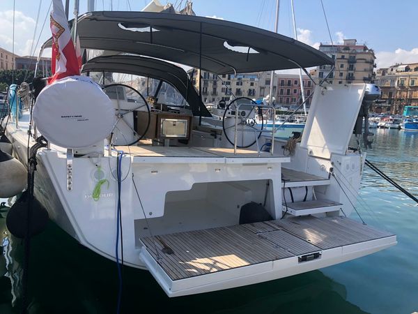 Dufour 56 | Razzmatazz