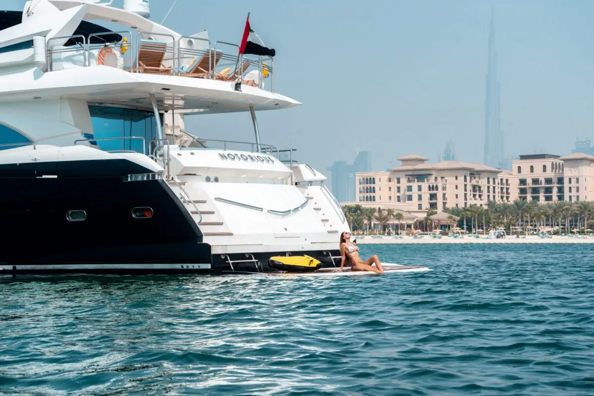 Sunseeker 90 | Notorious