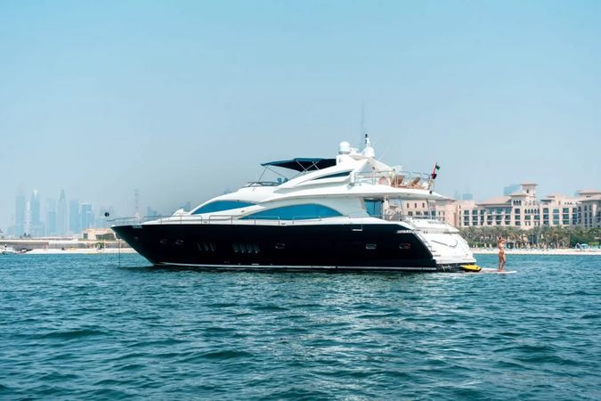 Sunseeker 90 | Notorious
