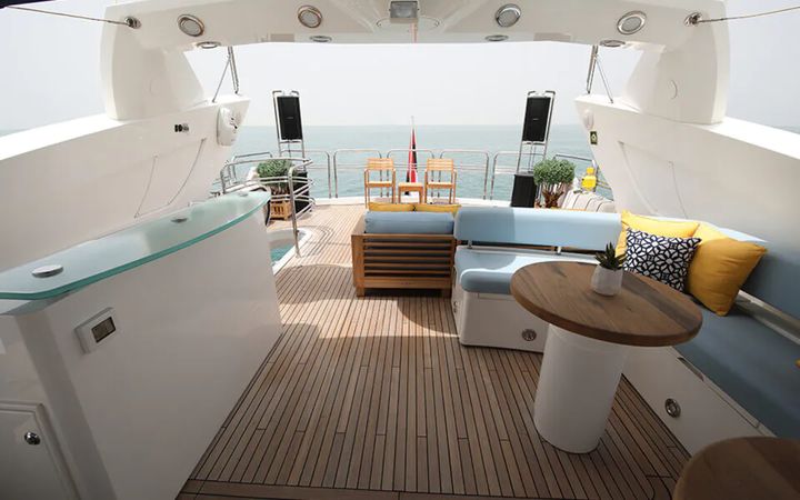 Sunseeker 90 | Notorious