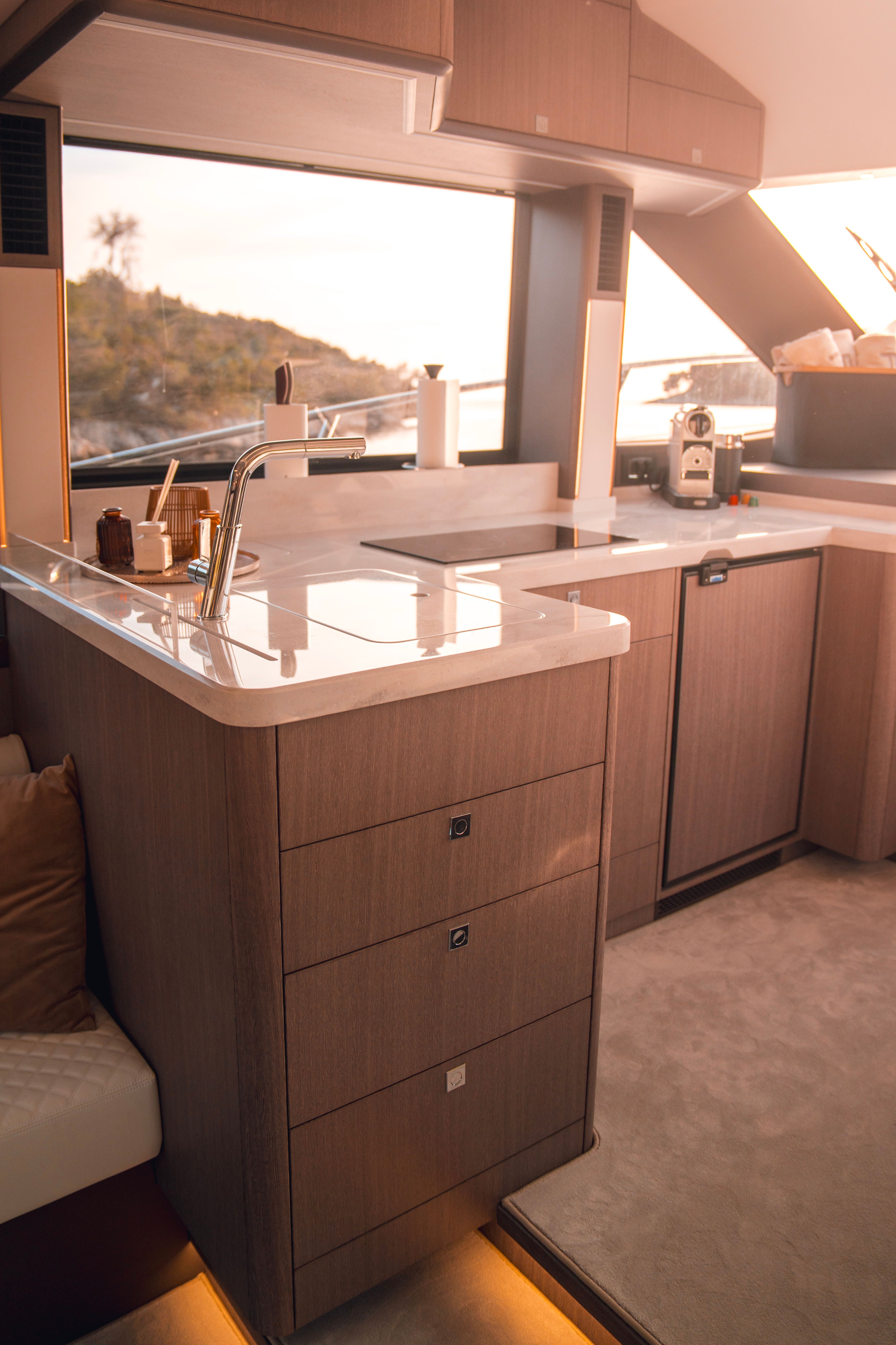 Galeon 440 Fly | FGstar Mini