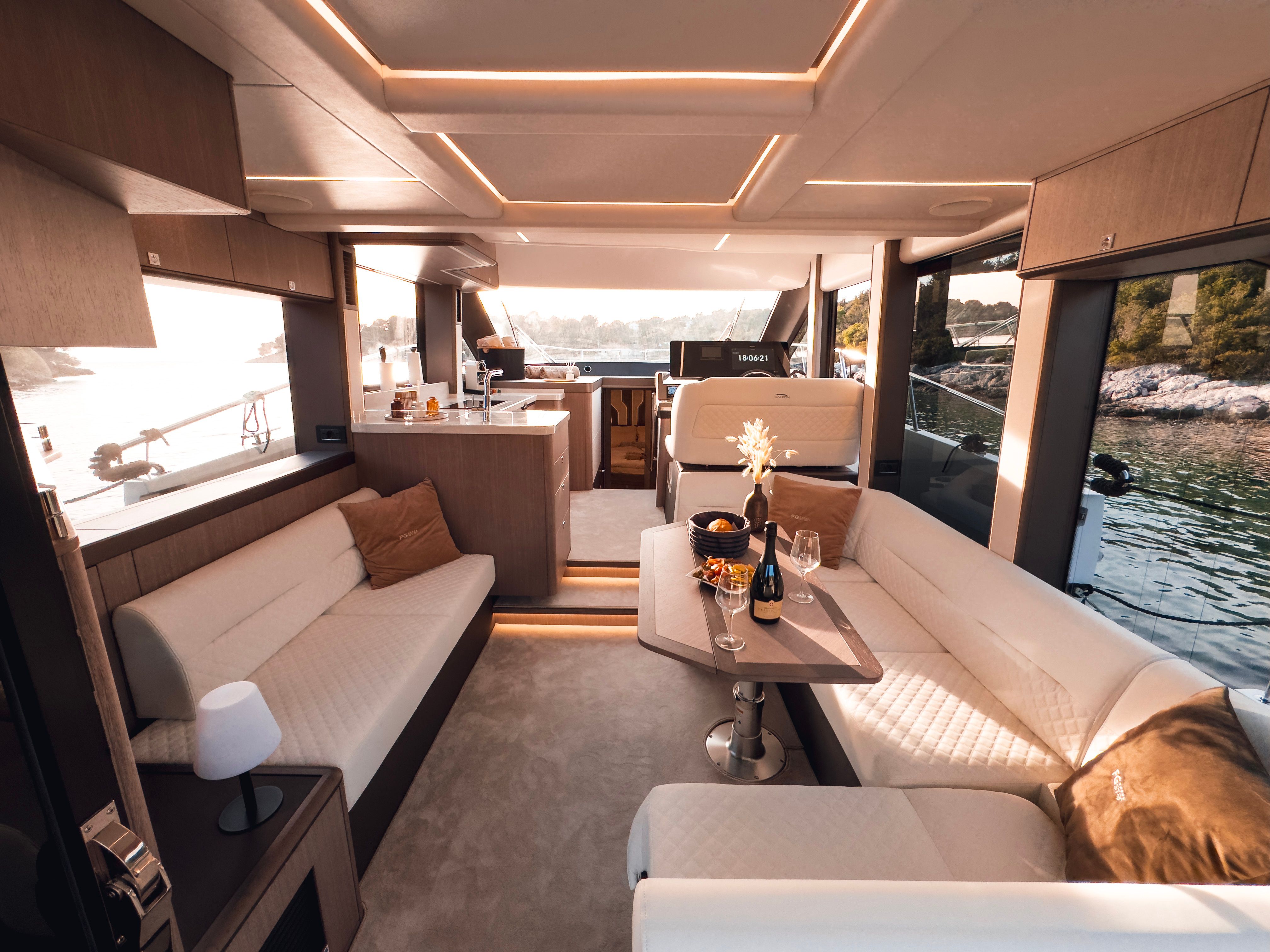 Galeon 440 Fly | FGstar Mini