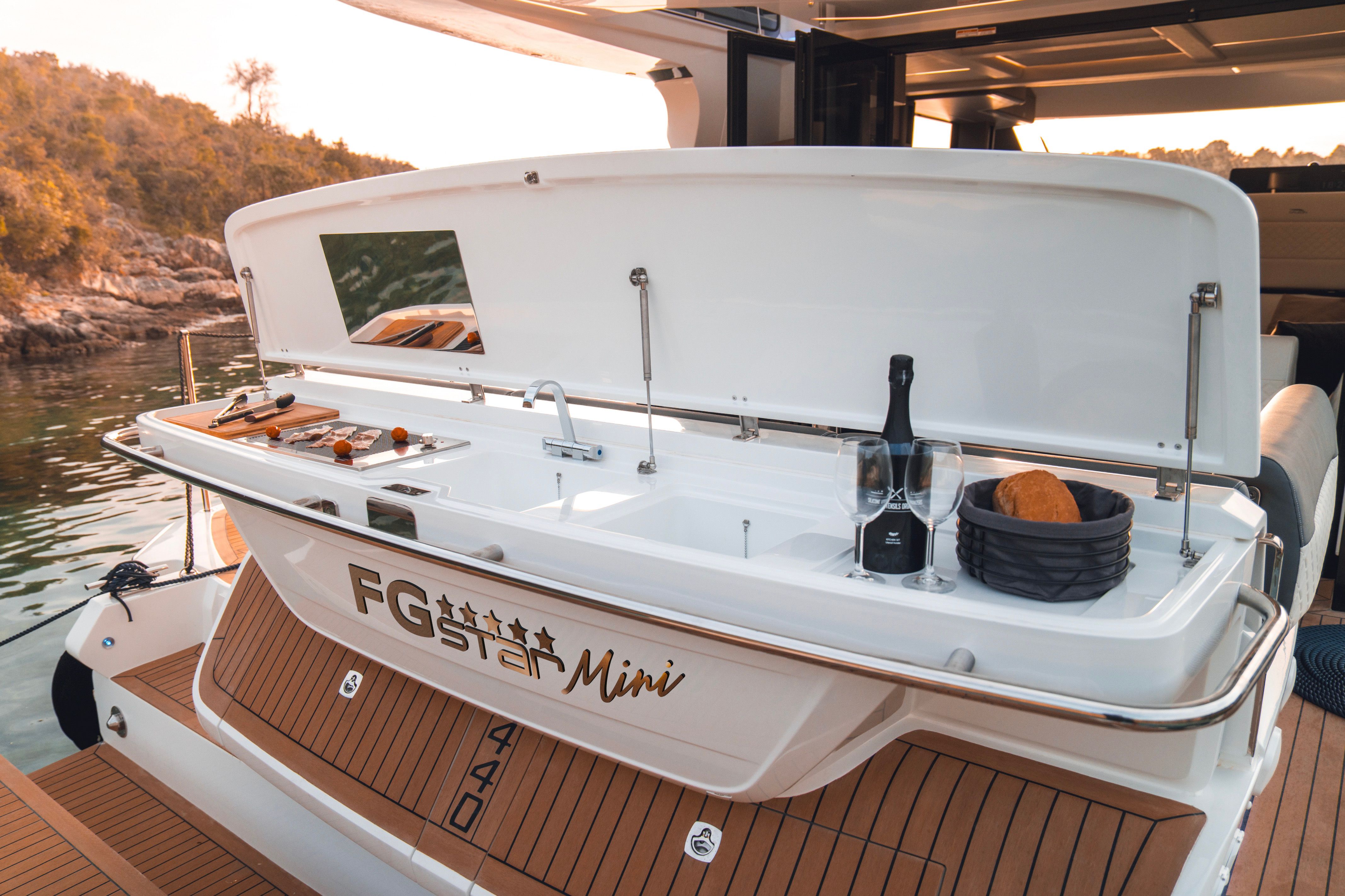 Galeon 440 Fly | FGstar Mini
