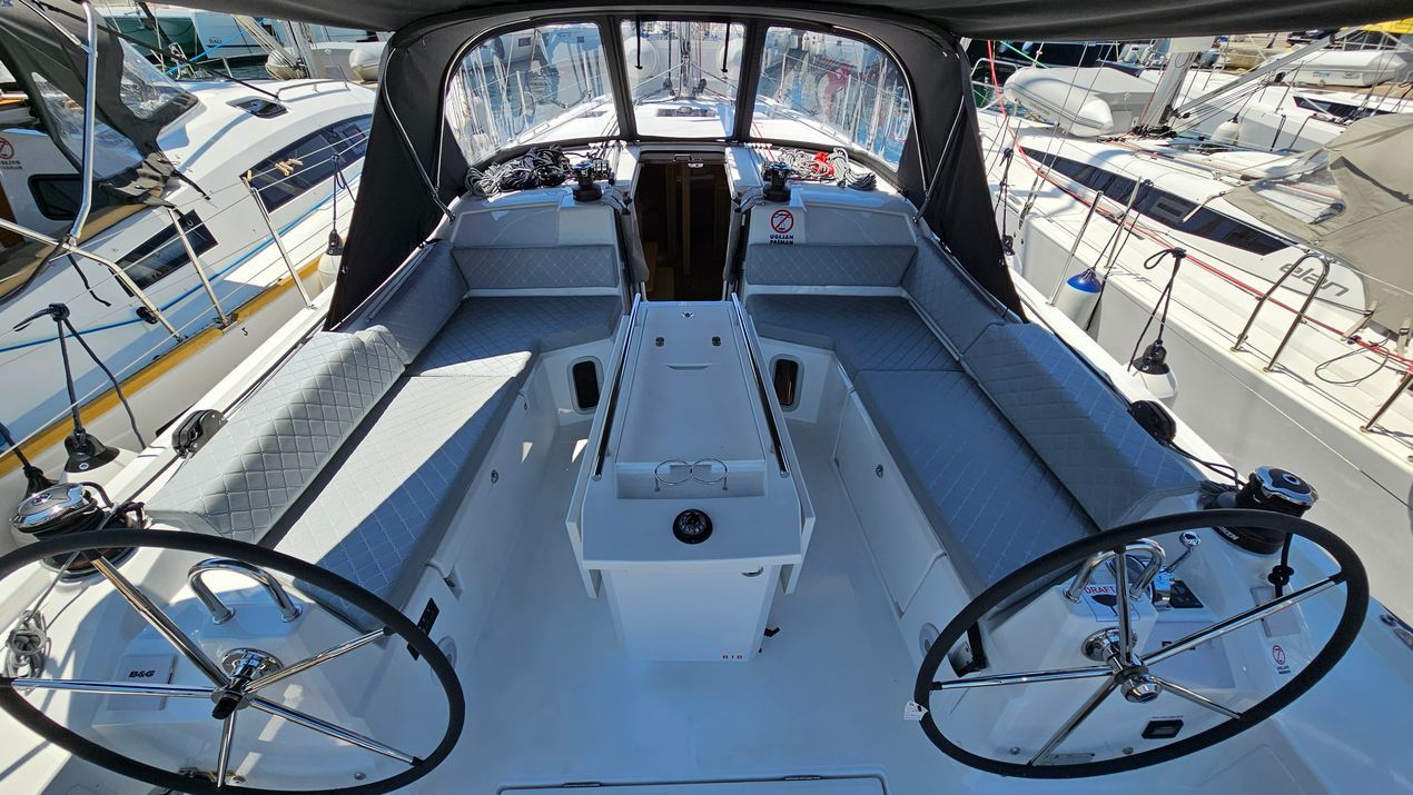 Beneteau Oceanis 40.1 | Dream Weaver