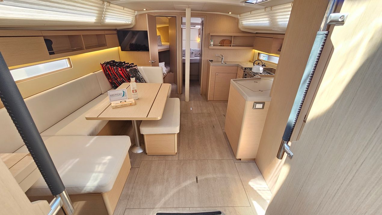 Beneteau Oceanis 40.1 | Dream Weaver